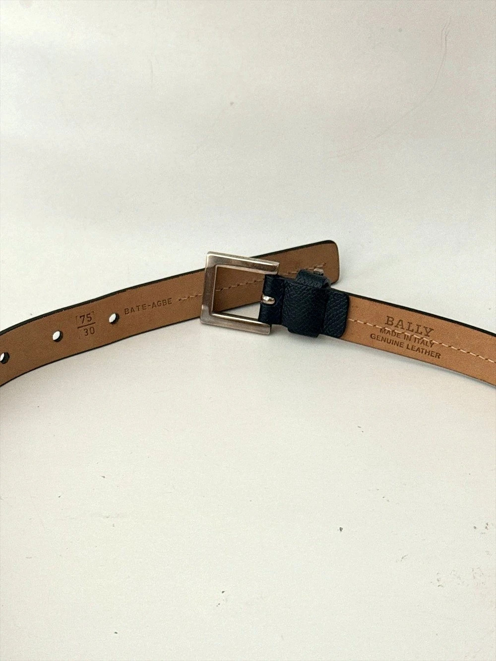 Bally black genuine leather belt size 75/30 made in Italy - Picture 8 of 9